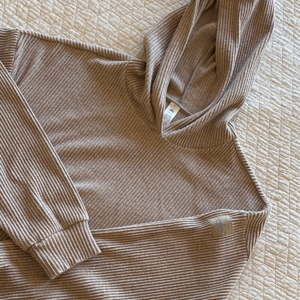 Alo Muse Hoodie